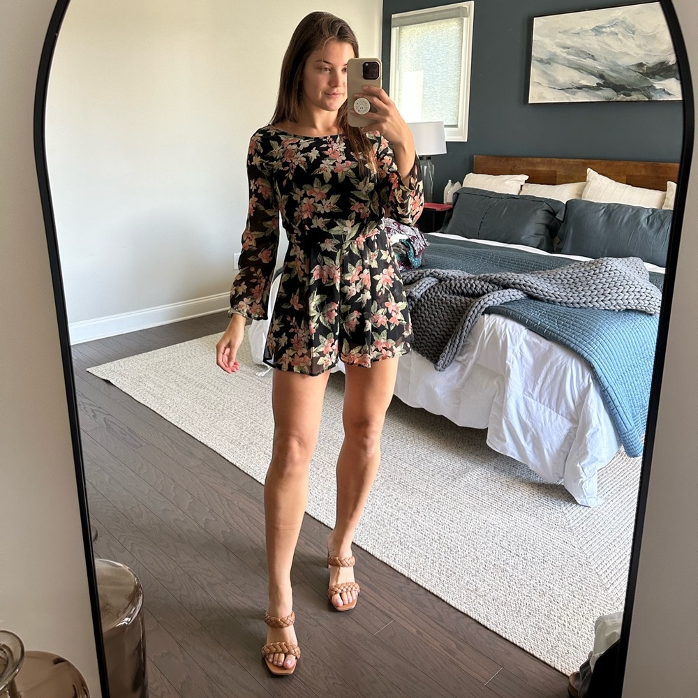 Floral romper size medium